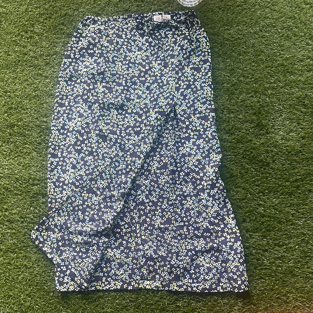 GAP Navy Floral Maxi Skirt - Picture 5 of 7